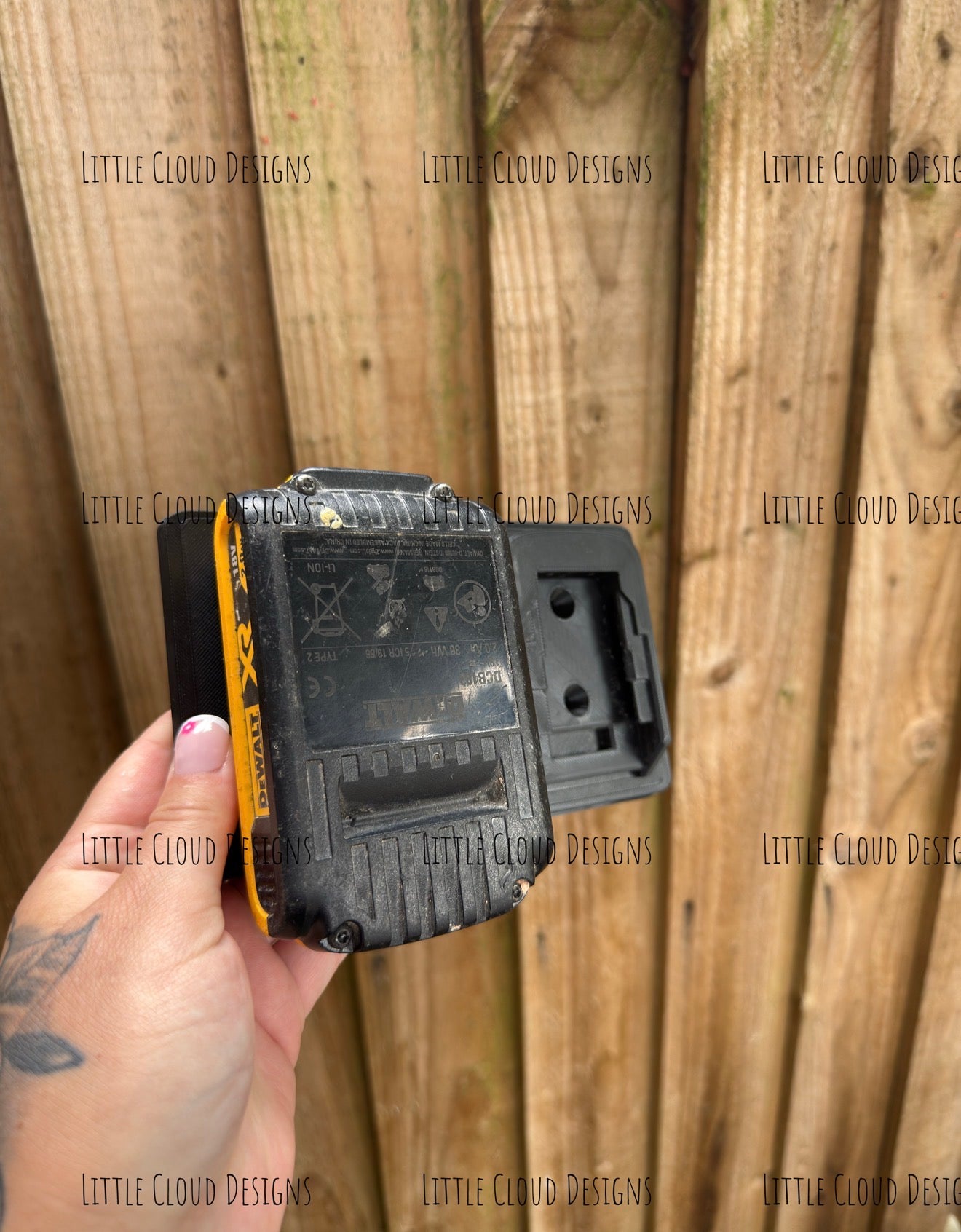 Dual battery holder wall mount | Little Cloud Designs